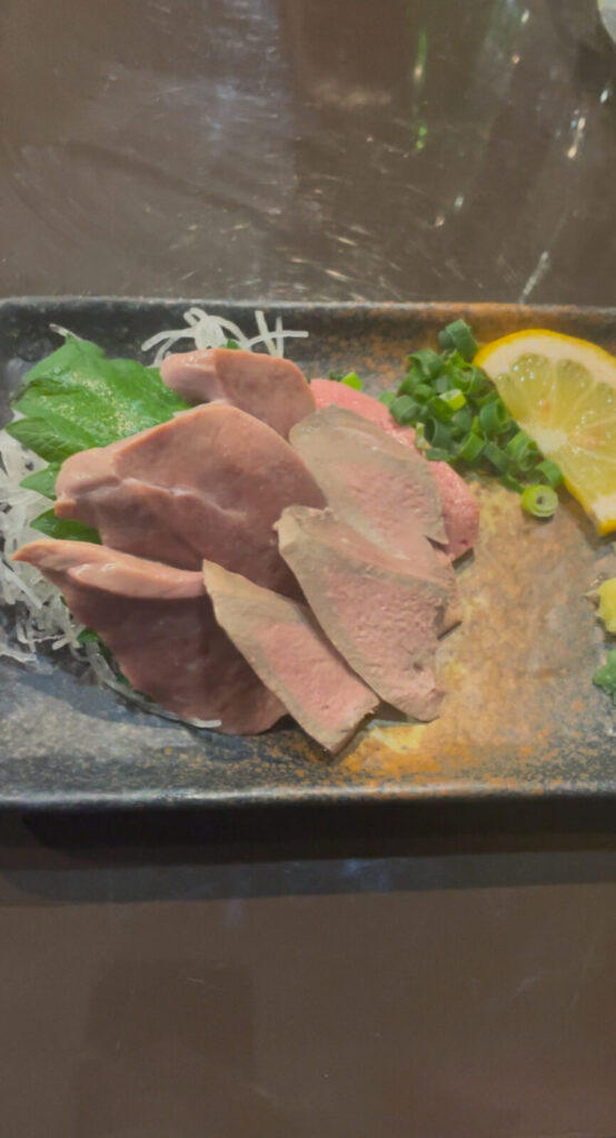 高田馬場「二十八萬石」豚レバ刺し