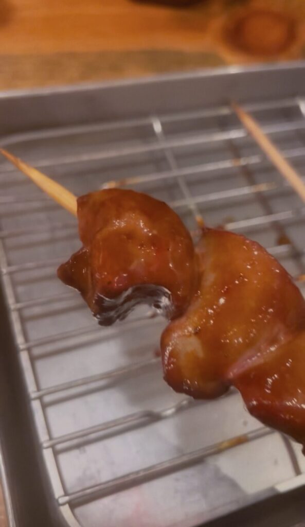 埼玉・狭山ヶ丘「にしだ場」やきとり鶏レバー