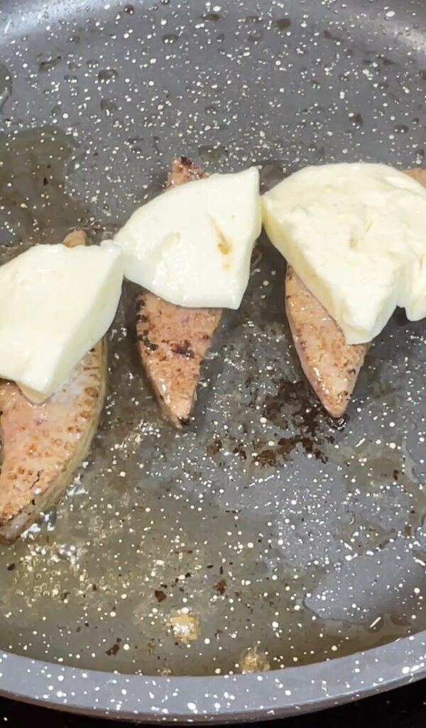 【おうちレバー】豚レバー✖️モッツラレラ