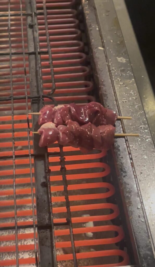 神田「神田伊勢本店」レバハツ