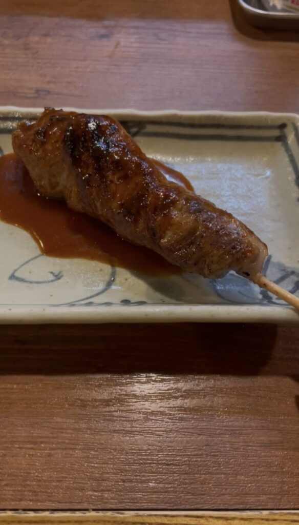 池袋「串八珍」網レバー(豚)