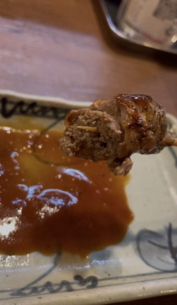 池袋「串八珍」網レバー（豚）