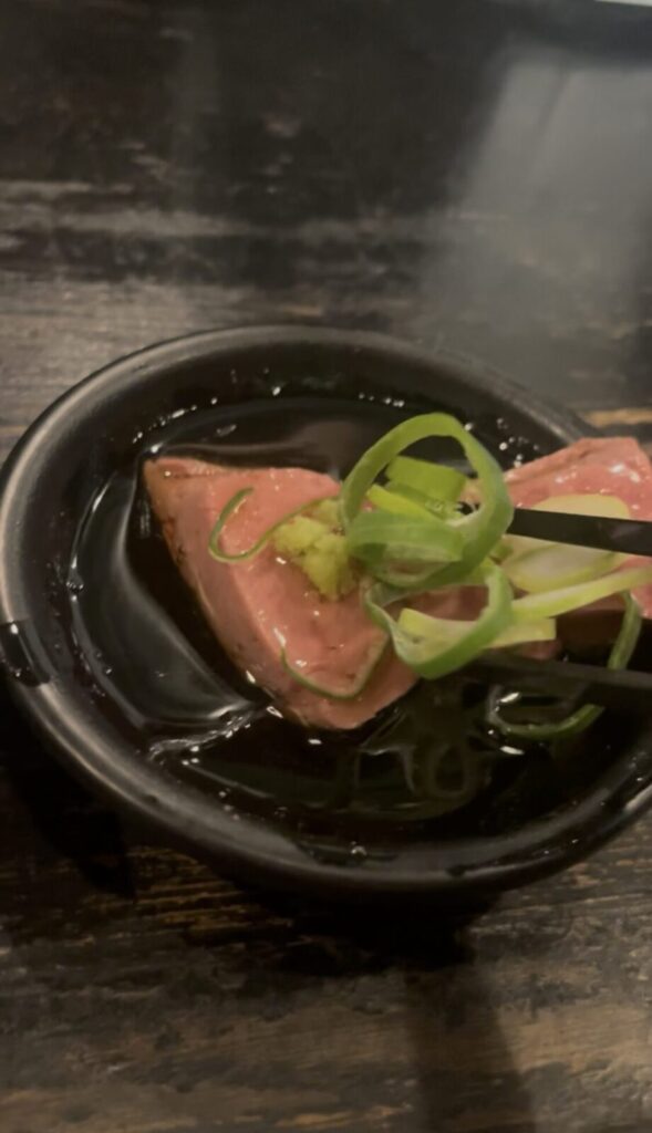 赤羽「闇市」牛れば刺