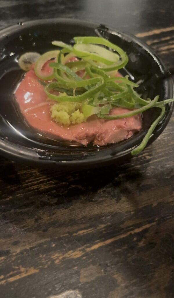 赤羽「闇市」牛れば刺