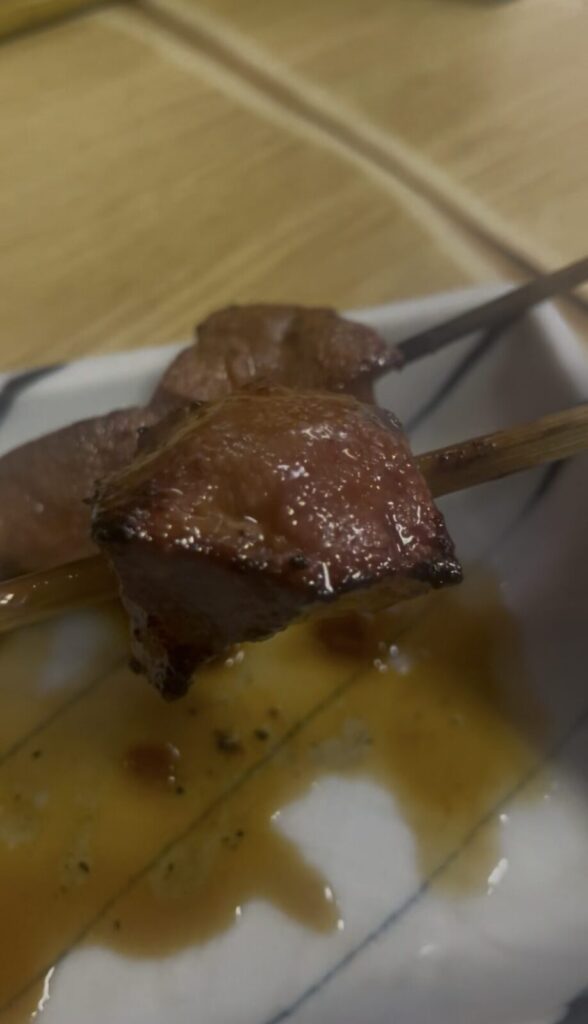 高田馬場「とん八」やきとんレバ