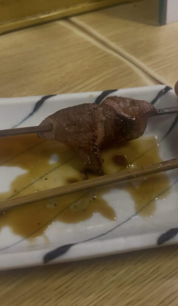 高田馬場「とん八」やきとんレバ