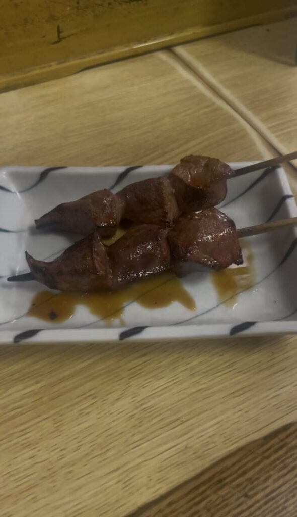 高田馬場「とん八」やきとんレバ