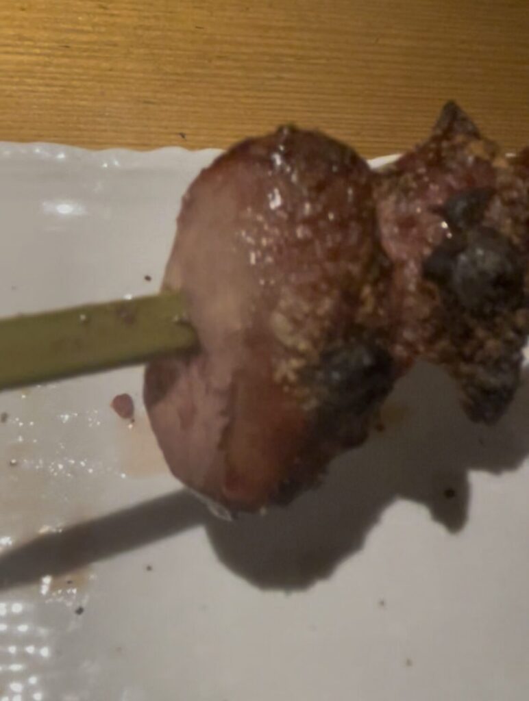 池袋「逢鳥」の焼き鳥レバー