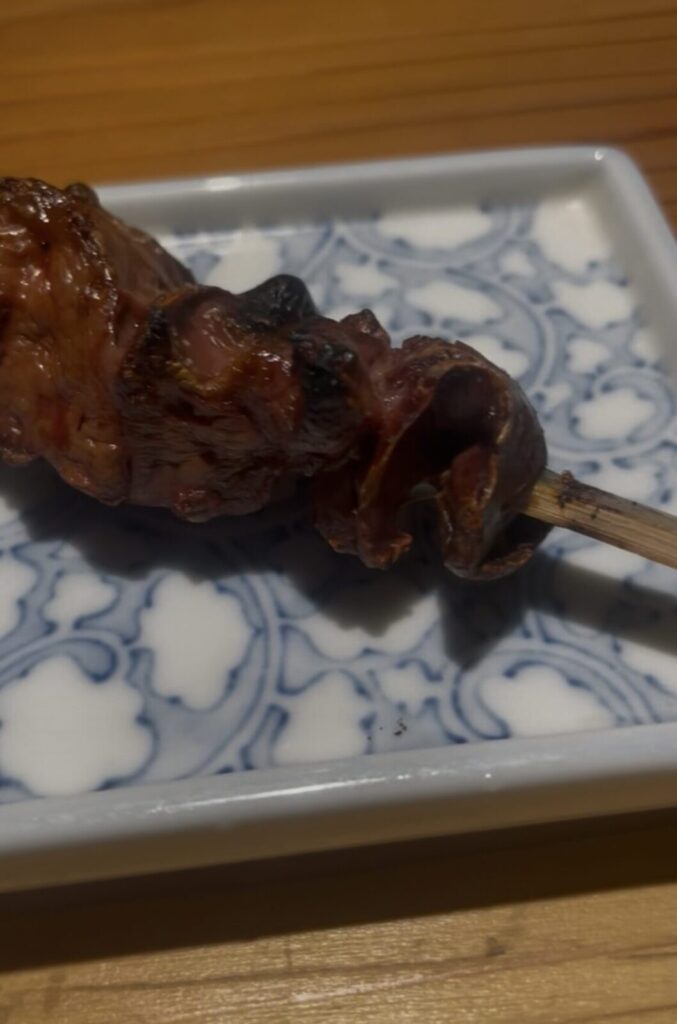 高円寺「寿司と焼き鳥 大地」の焼き鳥レバー串