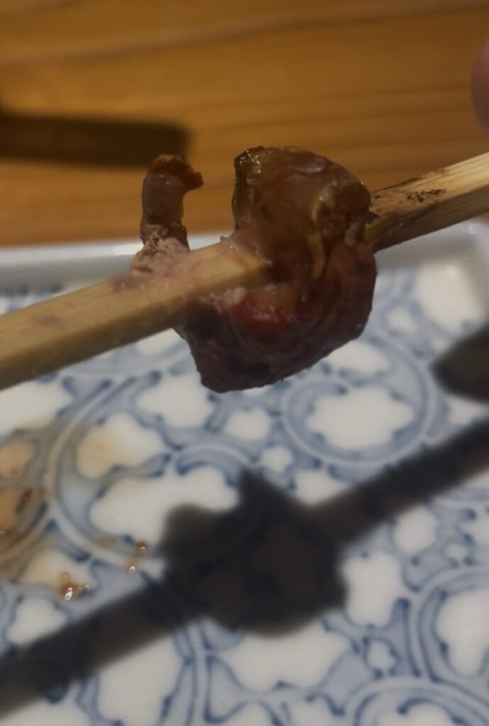 高円寺「寿司と焼き鳥 大地」の焼き鳥レバー串