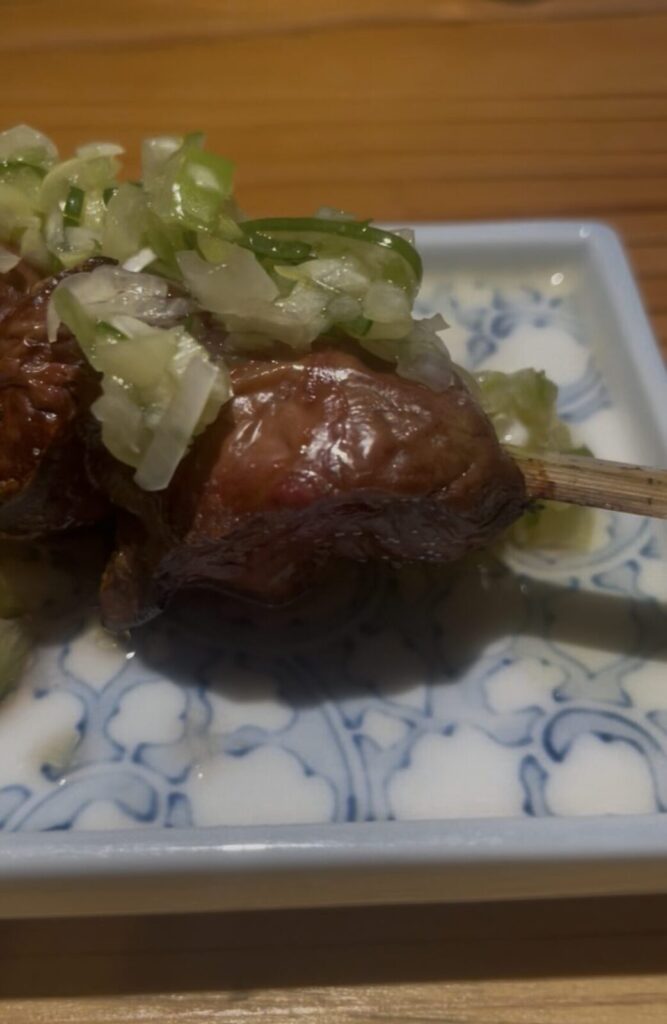 高円寺「寿司と焼き鳥 大地」のレバーねぎだれ