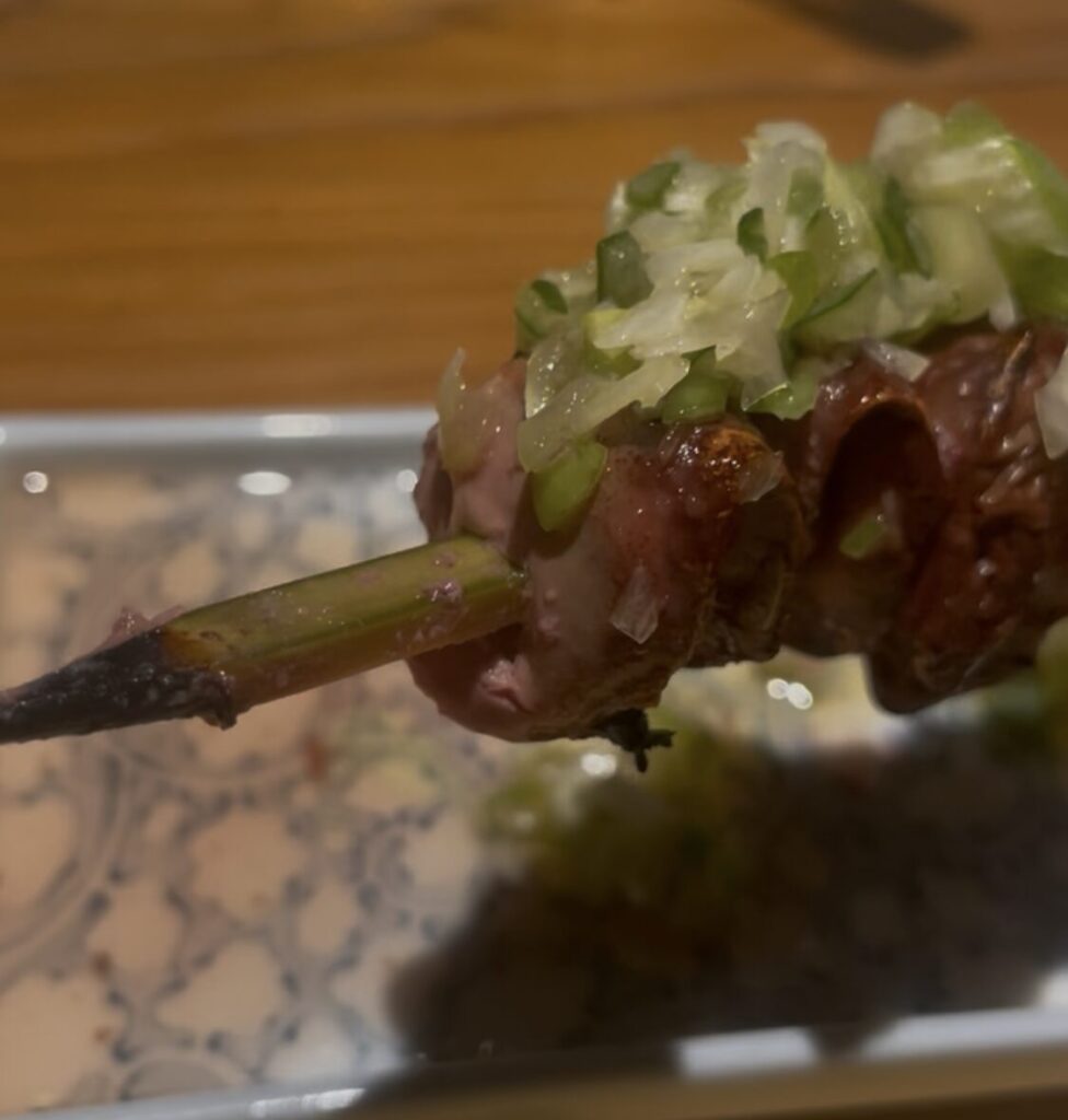 高円寺「寿司と焼き鳥 大地」のレバーねぎだれ