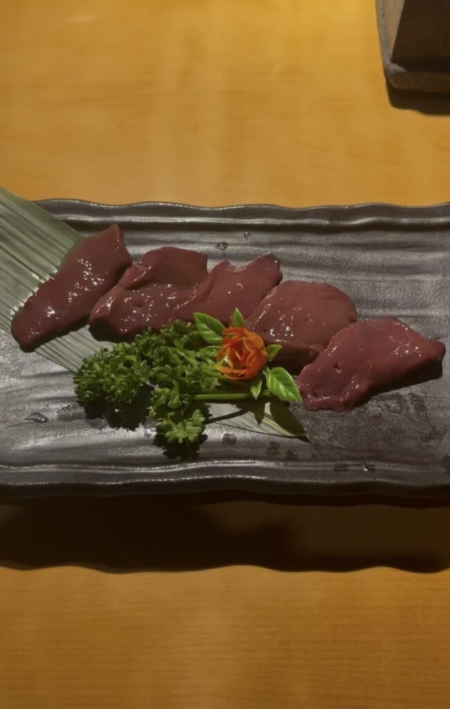 池袋「まうみ」のレバしゃぶ