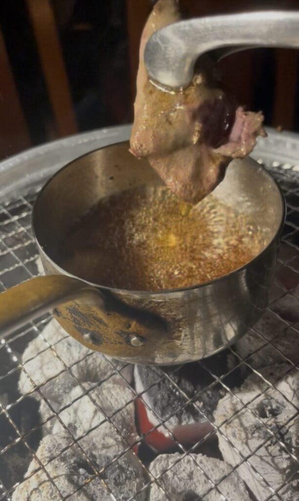 池袋「まうみ」のレバしゃぶ