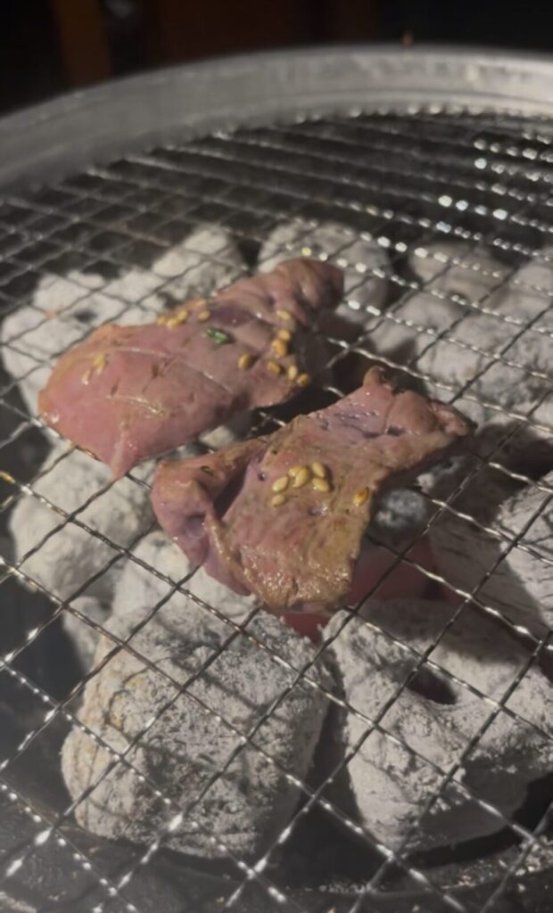 池袋「まうみ」レバー