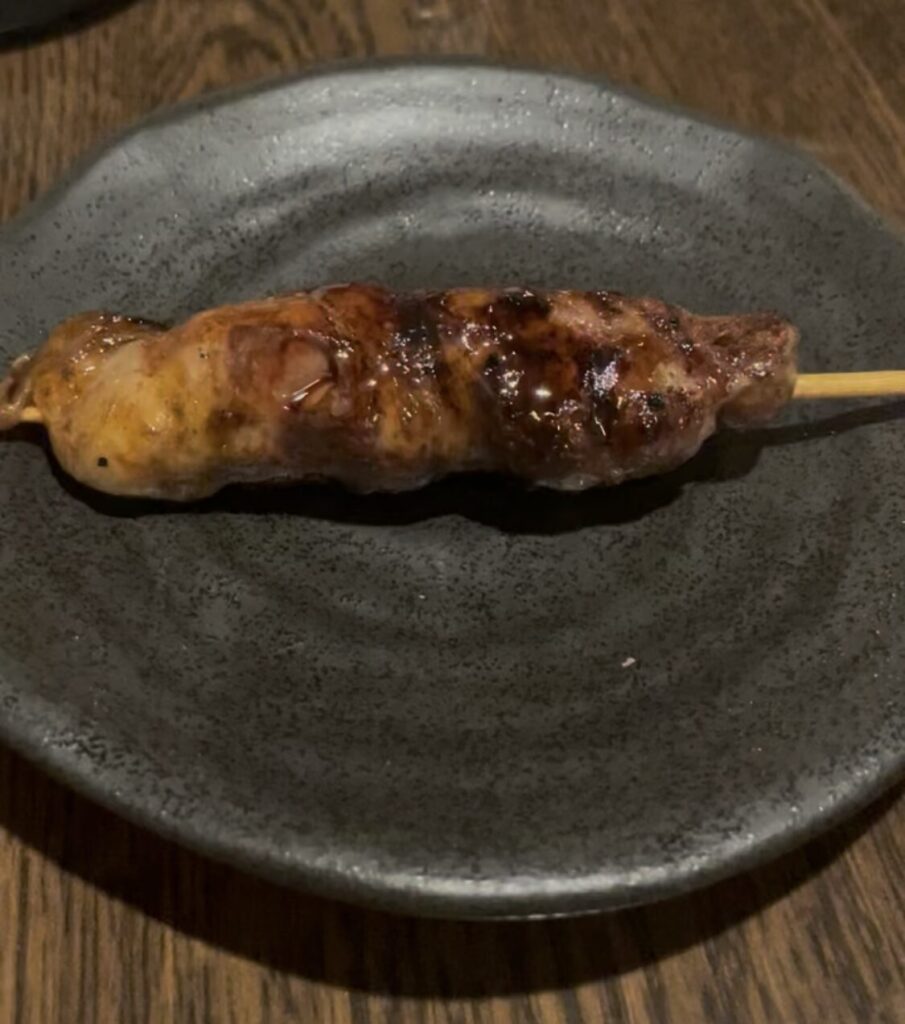 神田「居酒屋のむず」レバーあみ脂