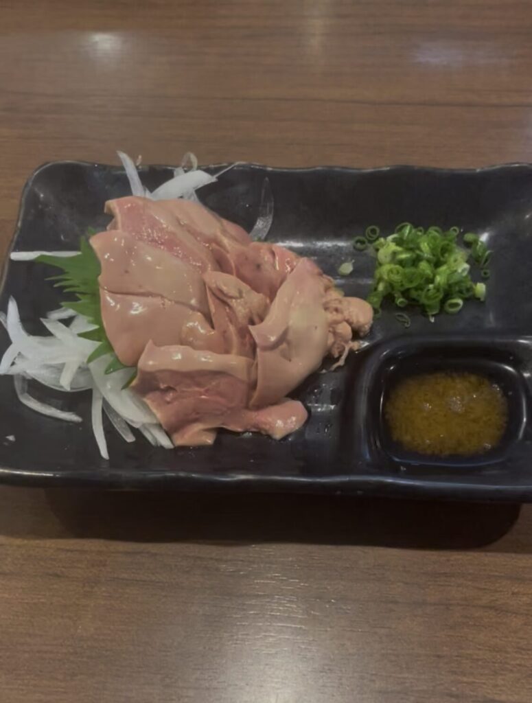 大井町「俺のやきとり」国産鶏のレバ刺し