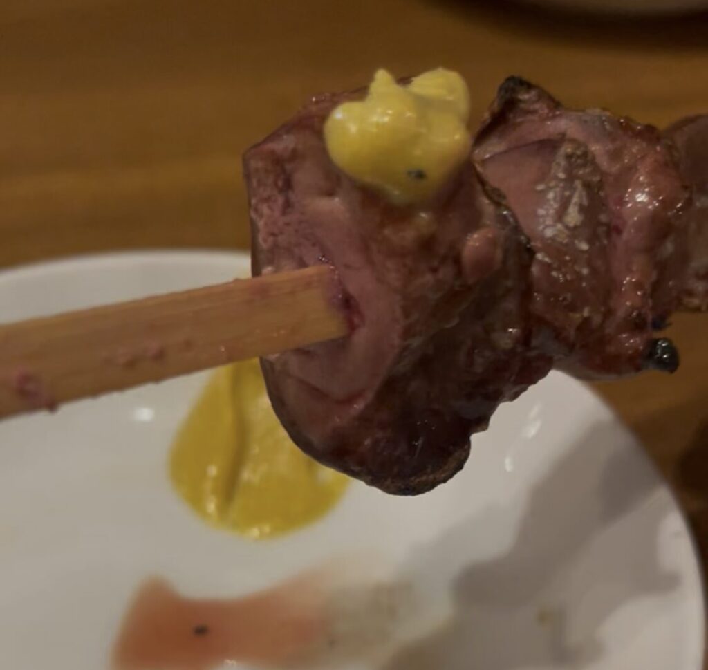 中板橋「焼鳥 やっちゃん」の串 鳥レバー