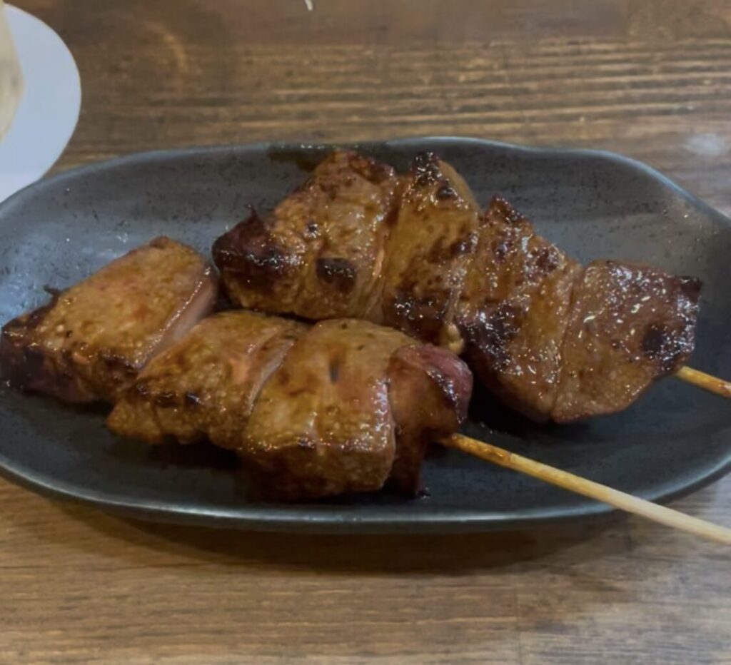 新宿「まるぴん」のぶたレバー