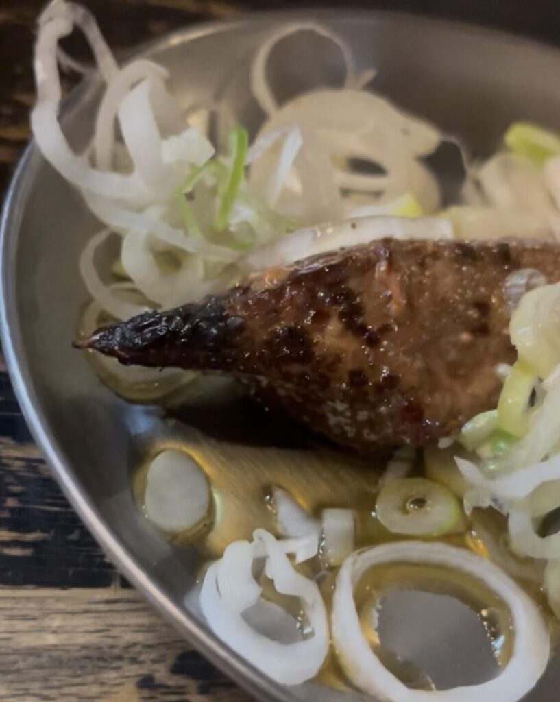 中野「四文屋」のやきとん れば