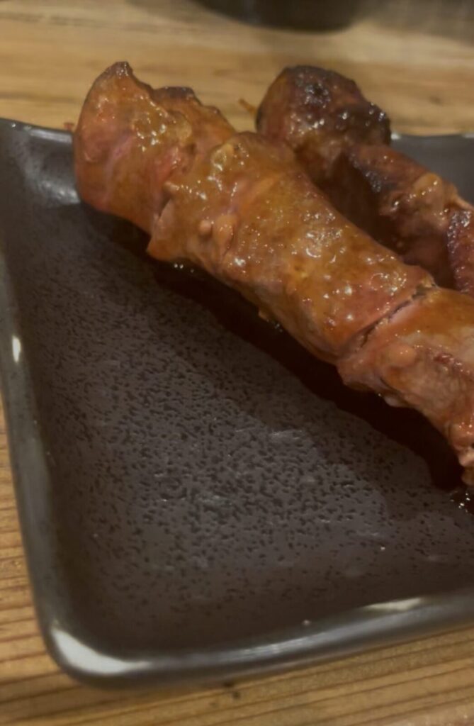 上野「やきとん三吉」の和豚やきとんレバータレ