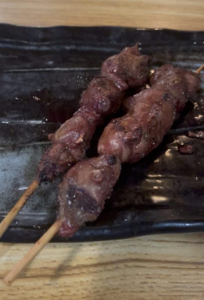 新宿「虜」の串焼き鶏レバー