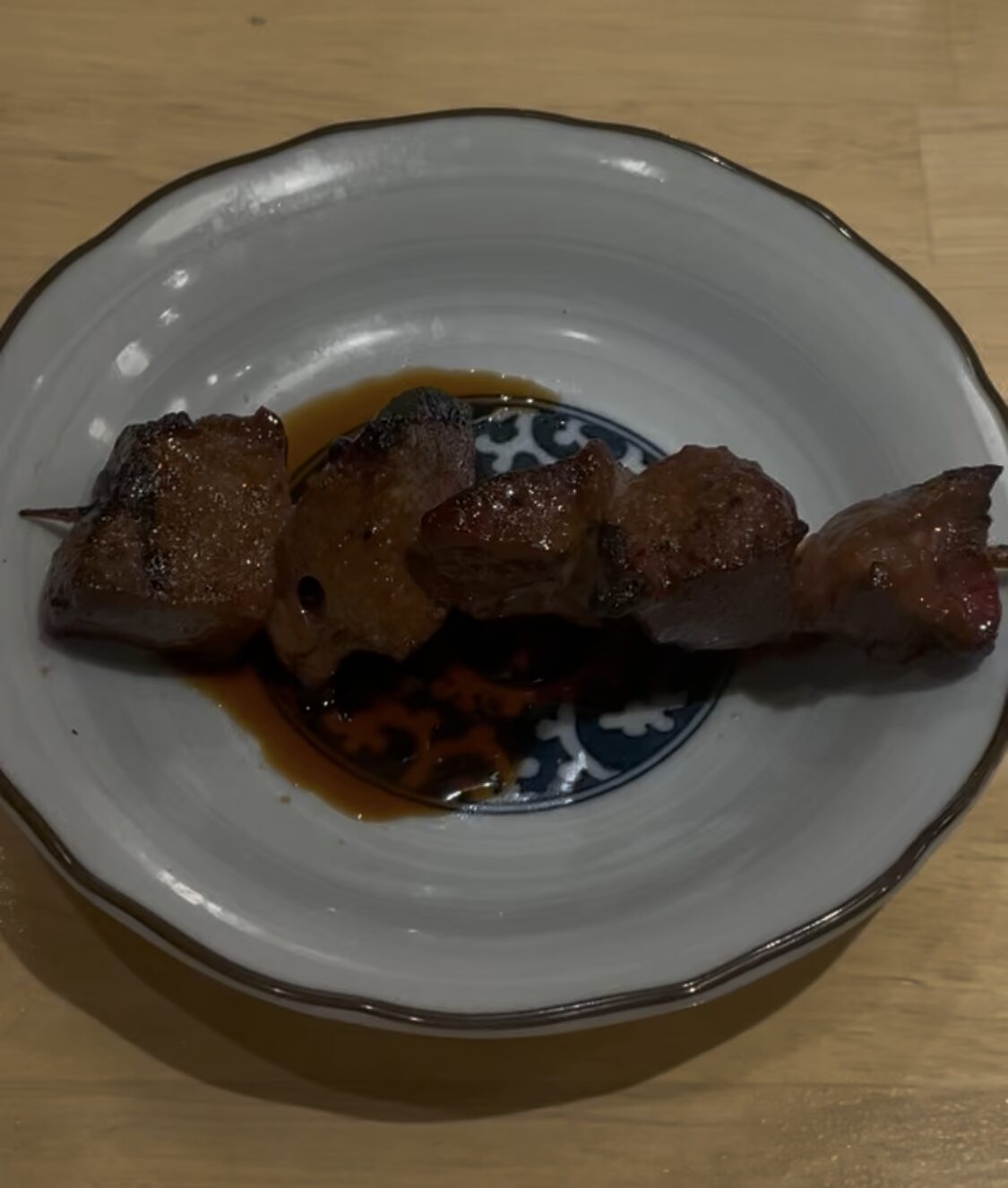 中野「もつ焼き酒場 てけてけ」生仕込みレバー