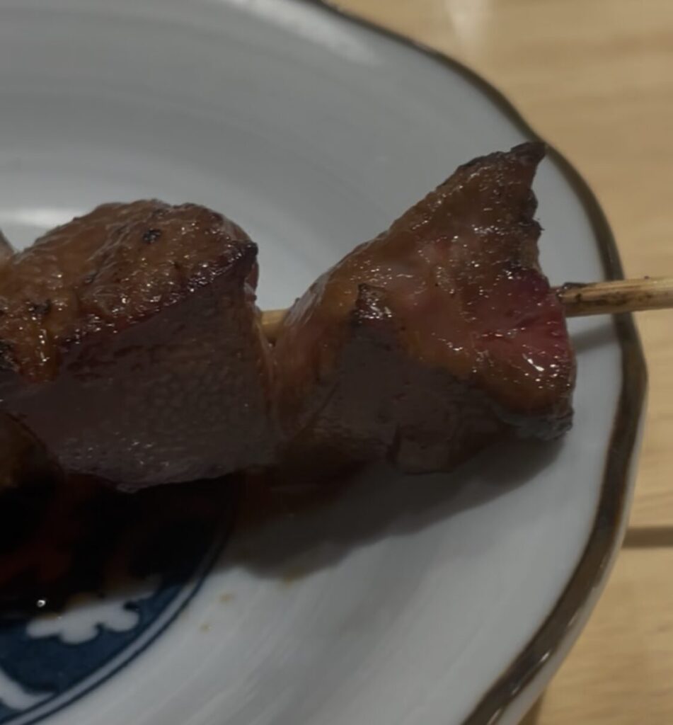 中野「もつ焼き酒場 てけてけ」生仕込みレバー