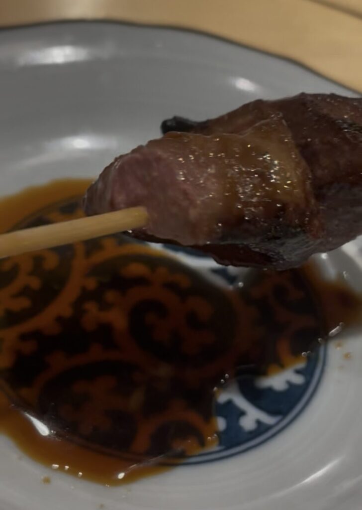 中野「もつ焼き酒場 てけてけ」生仕込みレバー