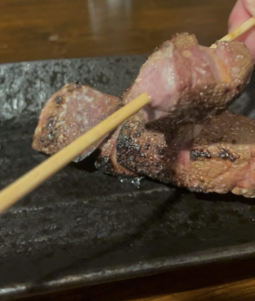 中野「極楽屋」串焼きレバー