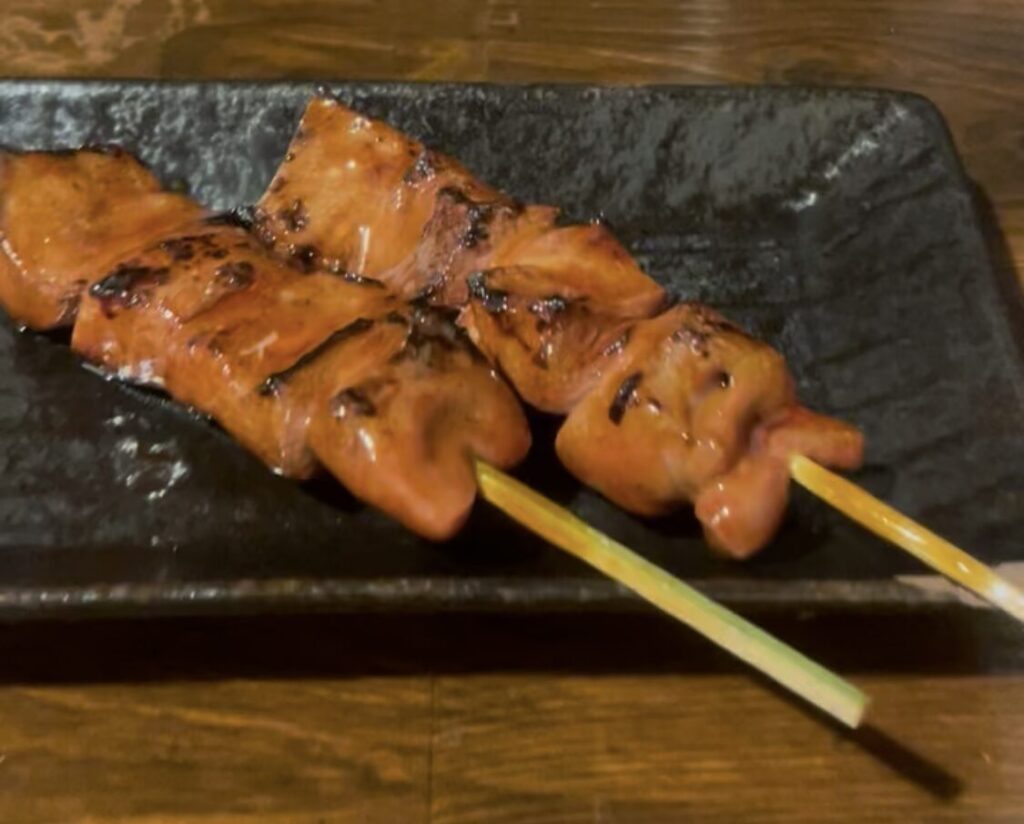 中野「極楽屋」串焼きレバー