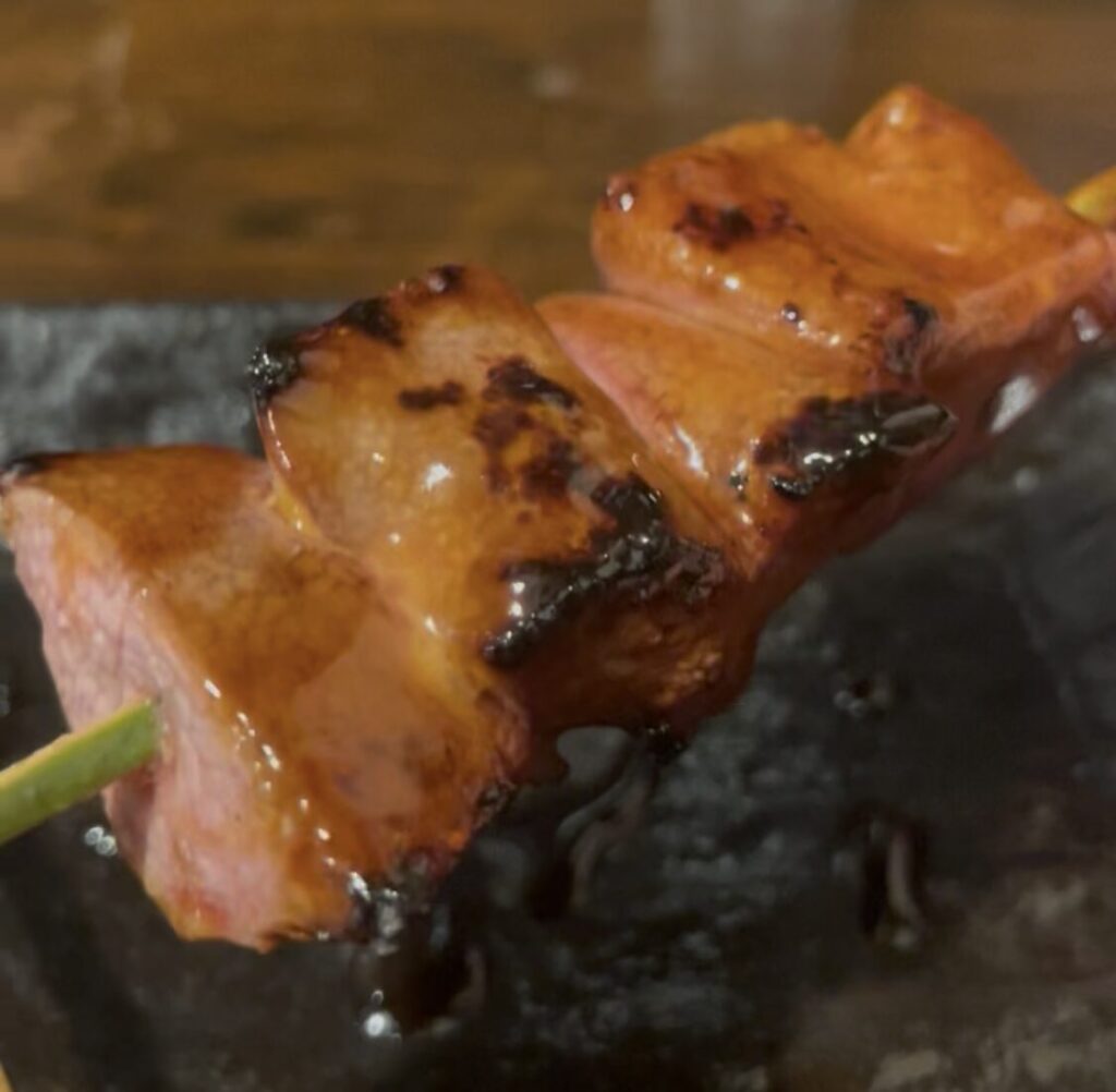 中野「極楽屋」串焼きレバー