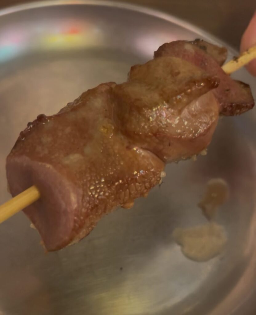 上野「ヤリキ」やきとん れば 豚レバー