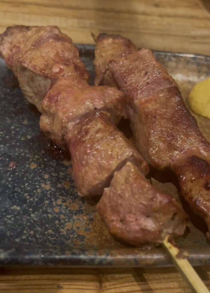 上野「やきとん三吉」の和豚やきとんレバー塩