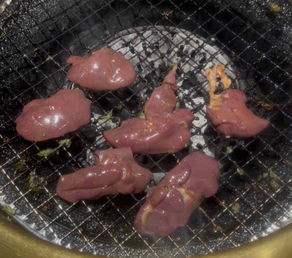 富士見台「焼肉問屋 牛蔵」特選鶏レバー