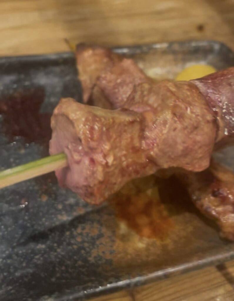 上野「やきとん三吉」の和豚やきとんレバー塩