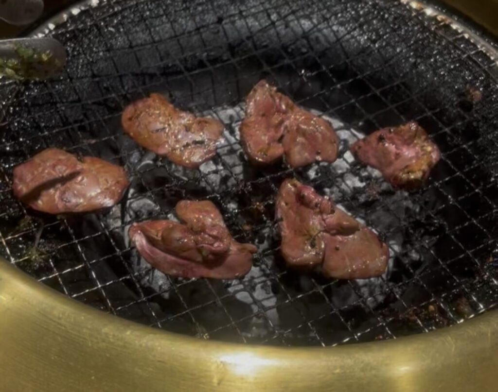 富士見台「焼肉問屋 牛蔵」特選鶏レバー
