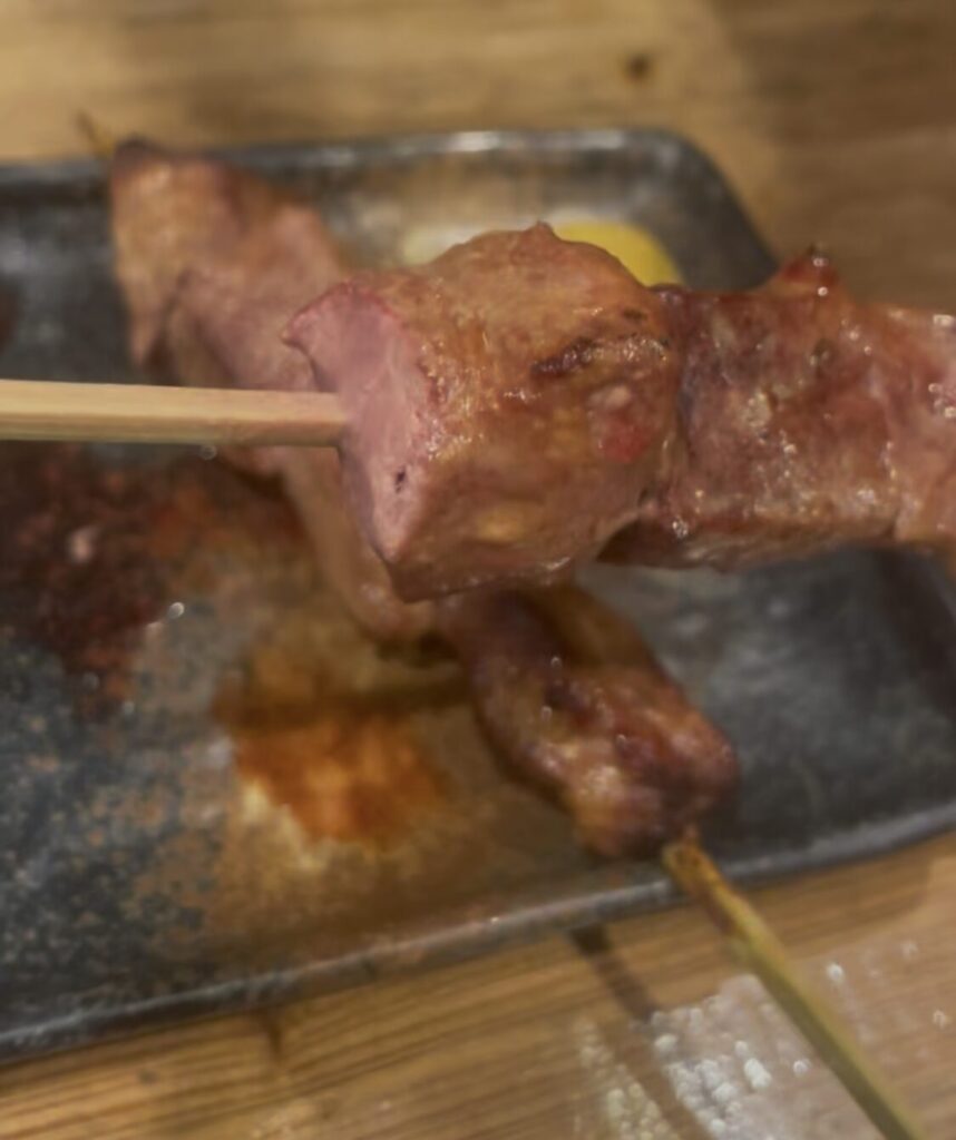 上野「やきとん三吉」の和豚やきとんレバー塩