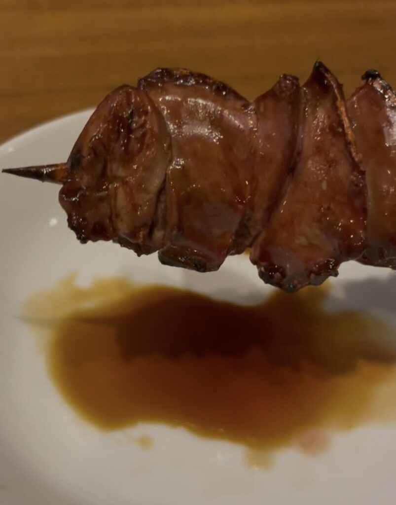 中板橋「焼鳥 やっちゃん」の串 鳥レバー