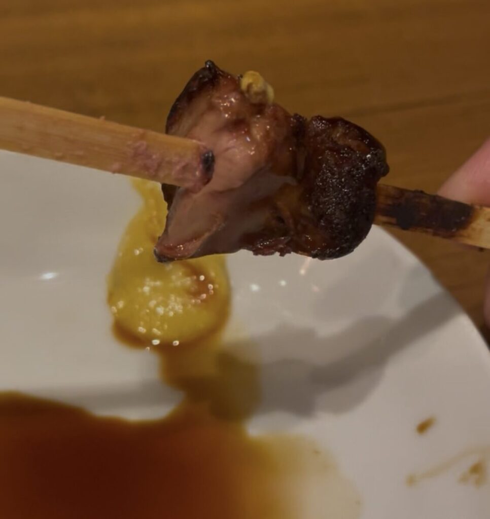 中板橋「焼鳥 やっちゃん」の串 鳥レバー