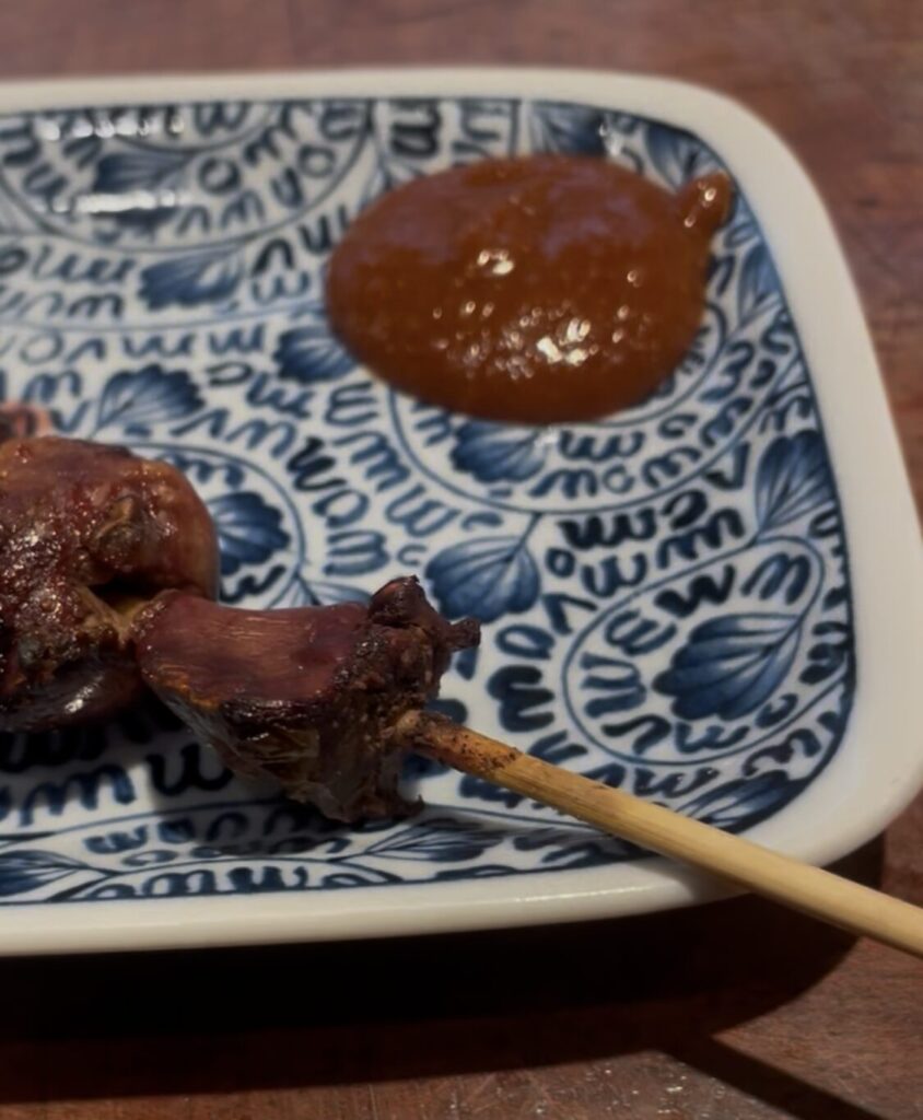 秋葉原「鍛冶屋文蔵」国産鶏串 鶏レバー串