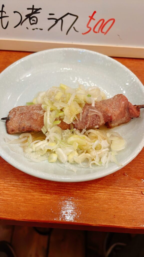 ひばりヶ丘「ぶち」のもつ焼きレバー串
