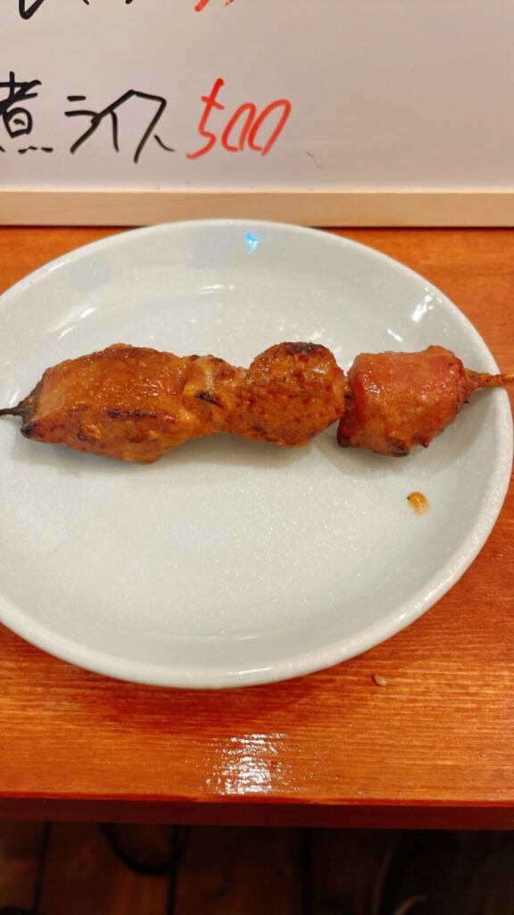 ひばりヶ丘「ぶち」のもつ焼きレバー串