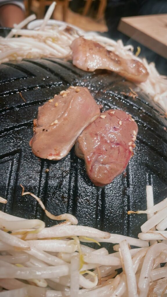 新宿「金のジンギ」ラムレバー
