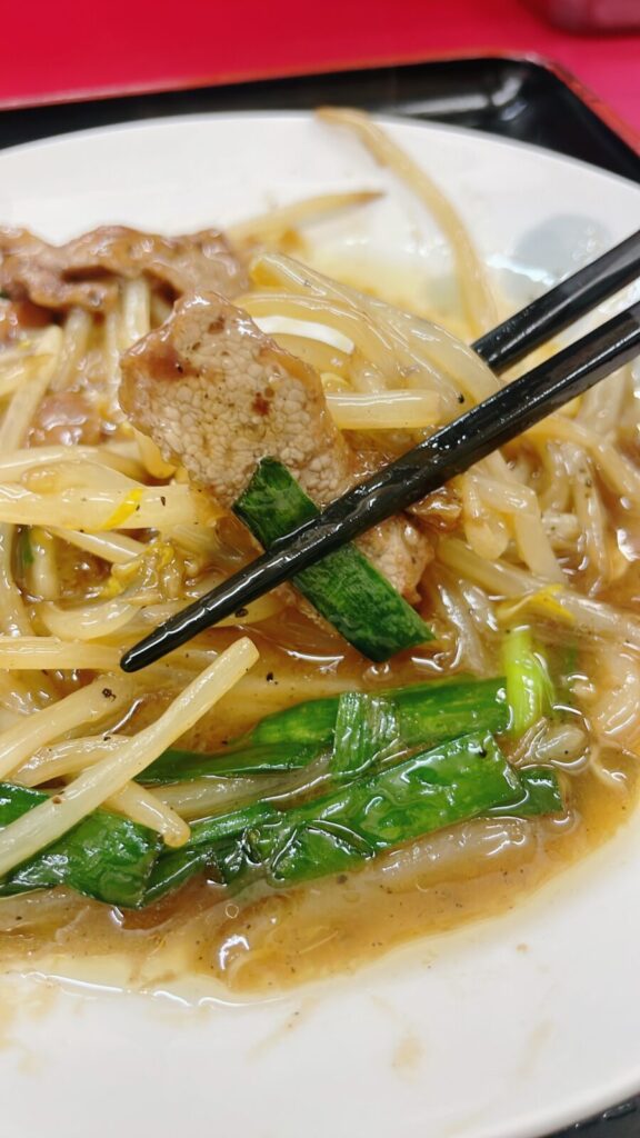 ときわ台「興隆」のニラレバー定食
