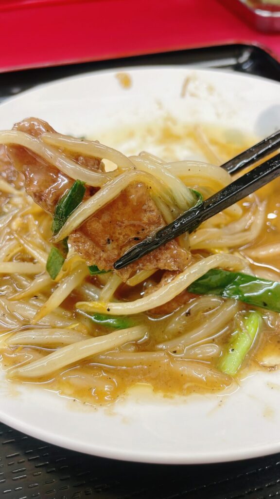 ときわ台「興隆」のニラレバー定食
